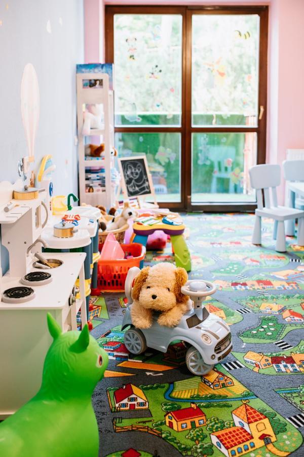 Osrodek Szkoleniowo Wypoczynkowy Roznow Hotel Bagian luar foto