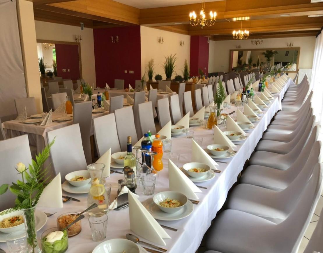 Osrodek Szkoleniowo Wypoczynkowy Roznow Hotel Bagian luar foto